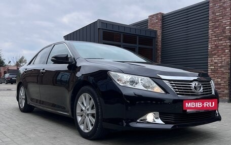 Toyota Camry, 2013 год, 1 970 000 рублей, 3 фотография