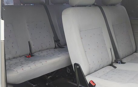 Volkswagen Caravelle T5, 2008 год, 1 750 000 рублей, 12 фотография