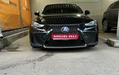 Lexus IS III, 2018 год, 2 050 000 рублей, 2 фотография