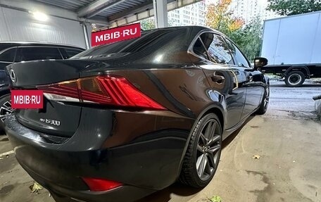 Lexus IS III, 2018 год, 2 050 000 рублей, 7 фотография