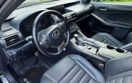 Lexus IS III, 2018 год, 2 050 000 рублей, 21 фотография