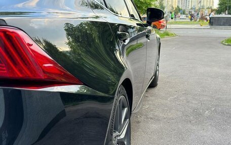 Lexus IS III, 2018 год, 2 050 000 рублей, 30 фотография