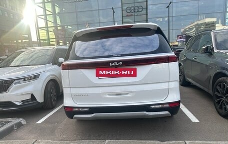 KIA Carnival, 2022 год, 3 500 000 рублей, 4 фотография