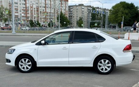 Volkswagen Polo VI (EU Market), 2013 год, 690 000 рублей, 3 фотография