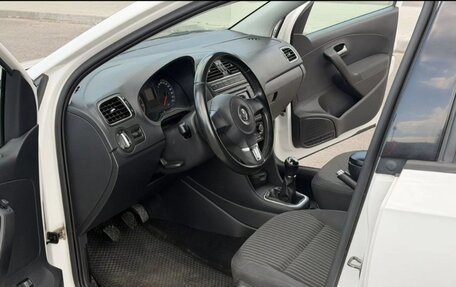 Volkswagen Polo VI (EU Market), 2013 год, 690 000 рублей, 7 фотография