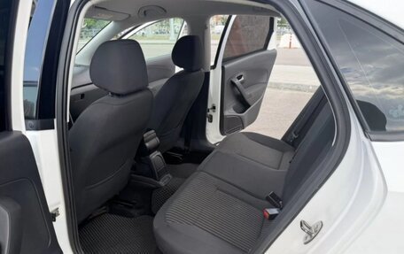 Volkswagen Polo VI (EU Market), 2013 год, 690 000 рублей, 17 фотография