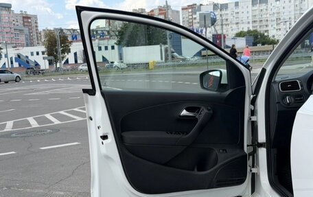 Volkswagen Polo VI (EU Market), 2013 год, 690 000 рублей, 19 фотография
