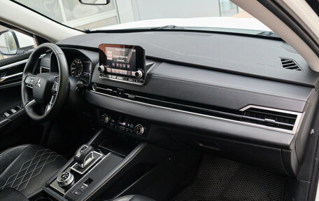 Mitsubishi Outlander, 2022 год, 2 850 000 рублей, 7 фотография