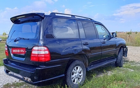 Toyota Land Cruiser 100 рестайлинг 2, 2003 год, 1 800 000 рублей, 13 фотография