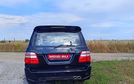 Toyota Land Cruiser 100 рестайлинг 2, 2003 год, 1 800 000 рублей, 14 фотография