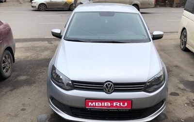 Volkswagen Polo VI (EU Market), 2011 год, 700 000 рублей, 1 фотография