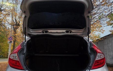 Hyundai Solaris II рестайлинг, 2011 год, 725 000 рублей, 16 фотография