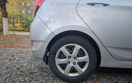 Hyundai Solaris II рестайлинг, 2011 год, 725 000 рублей, 13 фотография