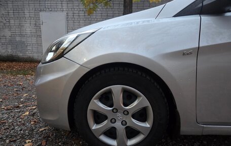 Hyundai Solaris II рестайлинг, 2011 год, 725 000 рублей, 10 фотография