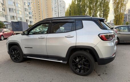 Jeep Compass II, 2024 год, 2 250 000 рублей, 11 фотография
