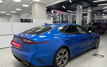 KIA Stinger I, 2018 год, 2 300 000 рублей, 7 фотография