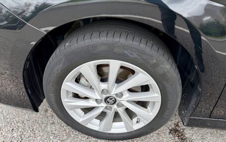 Toyota Camry, 2022 год, 3 090 000 рублей, 4 фотография