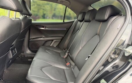 Toyota Camry, 2022 год, 3 090 000 рублей, 6 фотография