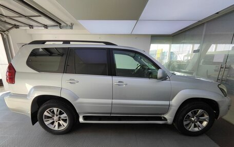 Toyota Land Cruiser Prado 120 рестайлинг, 2007 год, 1 900 000 рублей, 5 фотография
