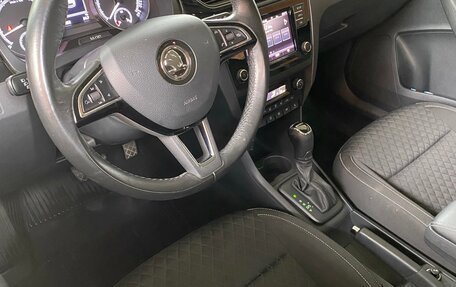 Skoda Rapid I, 2018 год, 1 540 000 рублей, 10 фотография