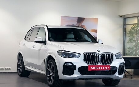 BMW X5, 2019 год, 6 330 000 рублей, 3 фотография