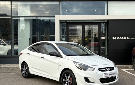 Hyundai Solaris II рестайлинг, 2013 год, 749 000 рублей, 3 фотография