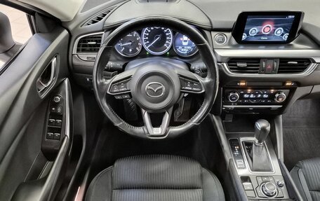 Mazda 6, 2017 год, 1 719 000 рублей, 13 фотография