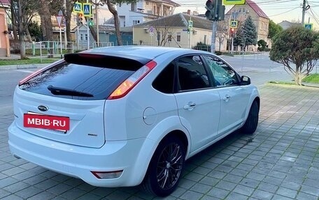 Ford Focus II рестайлинг, 2010 год, 700 000 рублей, 2 фотография