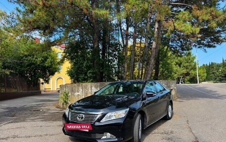 Toyota Camry, 2013 год, 1 725 000 рублей, 2 фотография