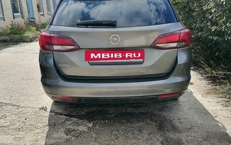 Opel Astra K, 2019 год, 1 320 000 рублей, 4 фотография