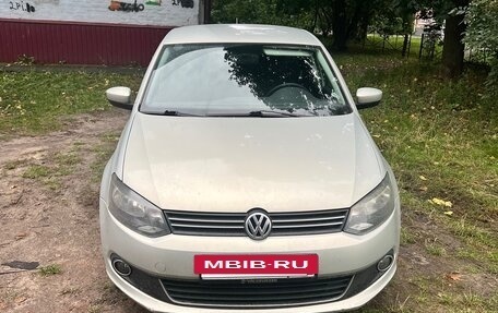 Volkswagen Polo VI (EU Market), 2010 год, 610 000 рублей, 2 фотография