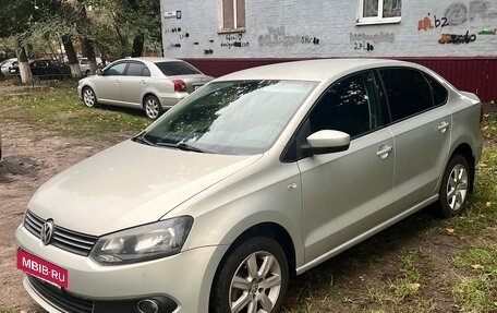 Volkswagen Polo VI (EU Market), 2010 год, 610 000 рублей, 3 фотография