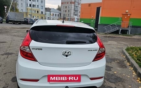 Hyundai Solaris II рестайлинг, 2015 год, 890 000 рублей, 4 фотография
