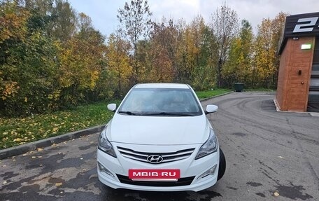 Hyundai Solaris II рестайлинг, 2015 год, 890 000 рублей, 6 фотография