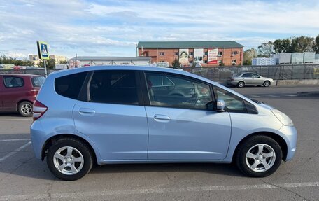 Honda Fit III, 2010 год, 750 000 рублей, 6 фотография