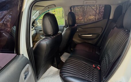 Mitsubishi L200 IV рестайлинг, 2015 год, 2 290 000 рублей, 18 фотография