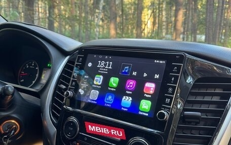 Mitsubishi L200 IV рестайлинг, 2015 год, 2 290 000 рублей, 12 фотография