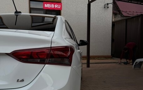 Hyundai Solaris II рестайлинг, 2018 год, 1 400 000 рублей, 4 фотография