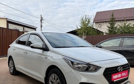 Hyundai Solaris II рестайлинг, 2018 год, 1 400 000 рублей, 7 фотография