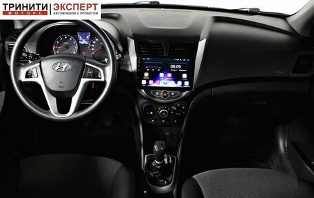 Hyundai Solaris II рестайлинг, 2011 год, 597 000 рублей, 10 фотография
