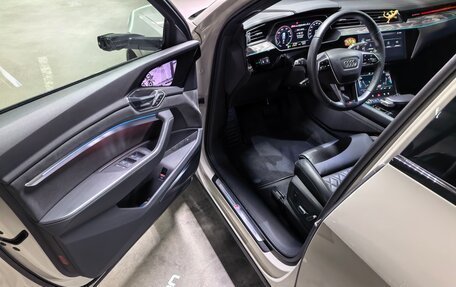 Audi e-tron I, 2021 год, 5 700 000 рублей, 9 фотография