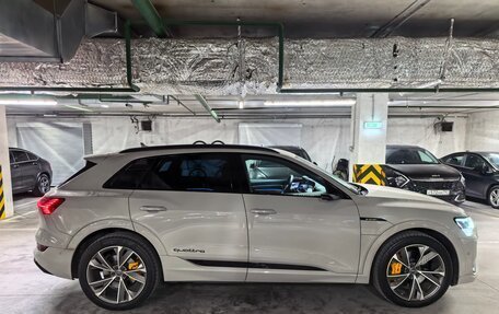 Audi e-tron I, 2021 год, 5 700 000 рублей, 3 фотография
