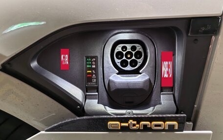 Audi e-tron I, 2021 год, 5 700 000 рублей, 8 фотография