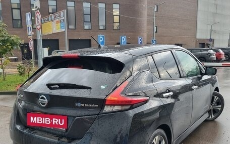 Nissan Leaf II, 2018 год, 1 890 000 рублей, 6 фотография