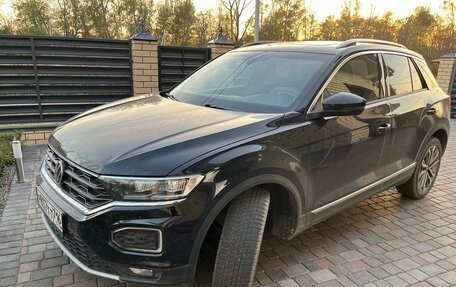 Volkswagen T-Roc I, 2020 год, 2 150 000 рублей, 8 фотография