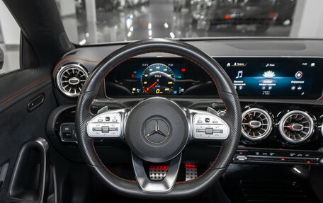 Mercedes-Benz CLA, 2019 год, 2 960 000 рублей, 14 фотография