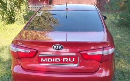 KIA Rio III рестайлинг, 2013 год, 600 000 рублей, 4 фотография