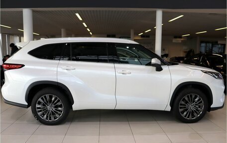 Toyota Highlander, 2026 год, 5 580 000 рублей, 7 фотография