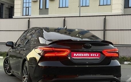 Toyota Camry, 2021 год, 3 300 000 рублей, 7 фотография