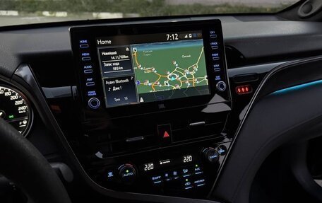 Toyota Camry, 2021 год, 3 300 000 рублей, 13 фотография